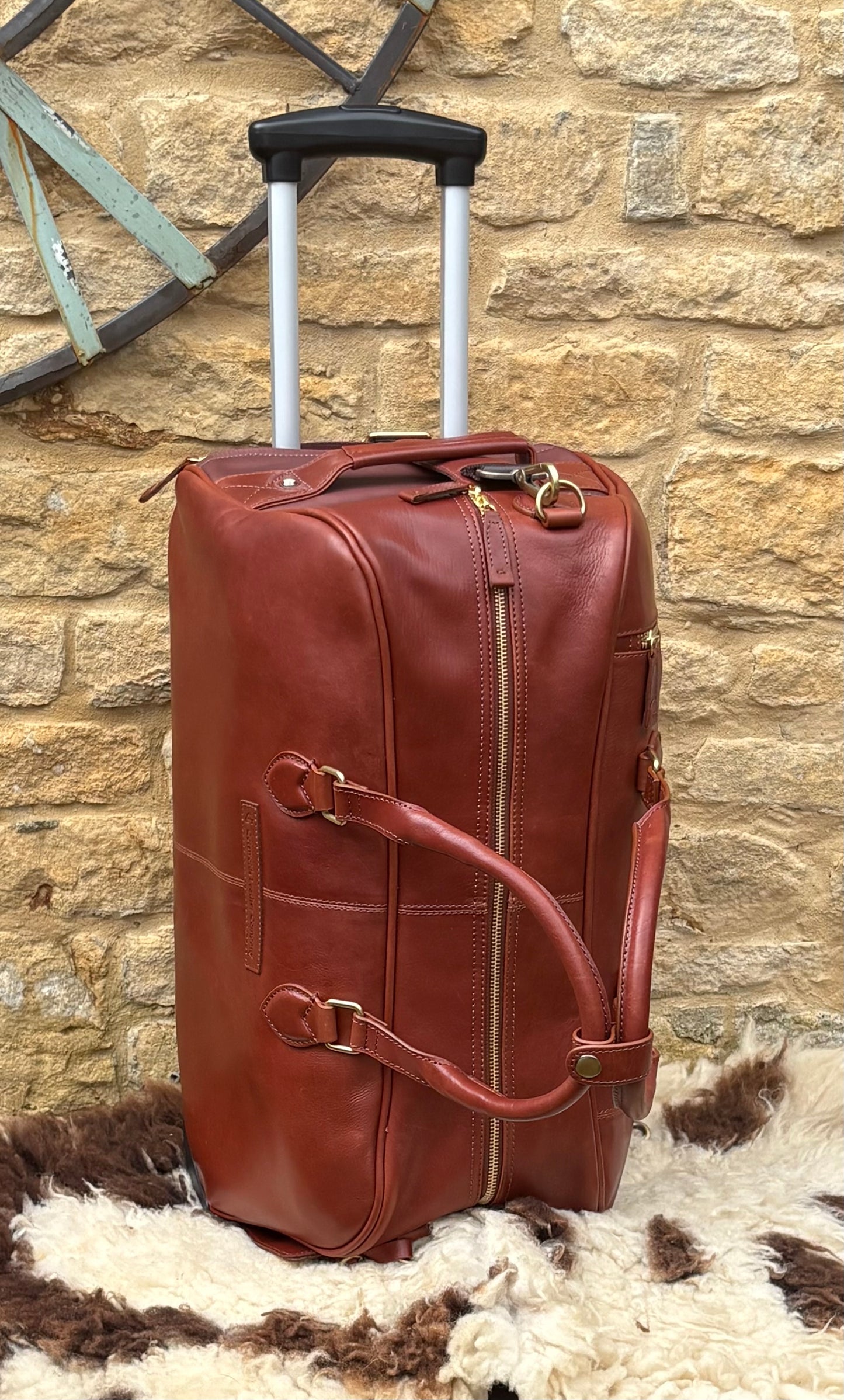 Blockley Wheeled Weekender - Chestnut
